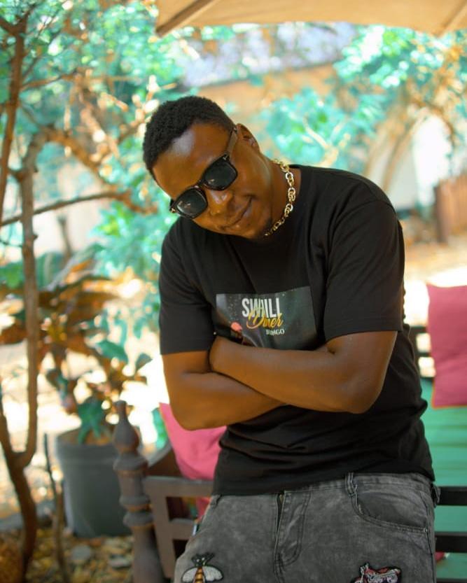 Thereal_taivina's tweet photo. Mnamfahamu kama @pastajoshuatz mi namfahamu kama Bugalee Hitmakers wa ngoma kama
Madaraka ya Kulevya -Weusi
Quality time -Nikki wa pili
Kanifata - Nikki ft jux
Saida karoli -Kichaka ft Belle 9
Nacha-Boss mpya 
Na nyingine Mob Mwanang kwa miaka 6+ now 
Happy Earthday Chafu yangu🤟🏻 https://t.co/poOWeOIF11
