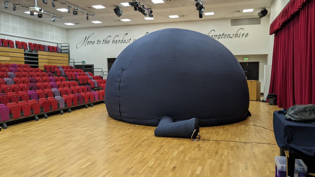 Planetarium ready to go today <a href="/KBuccleuchA/">KBA</a> thanks to <a href="/icoutreach/">Imperial College London Outreach</a> #powerofpartnerships