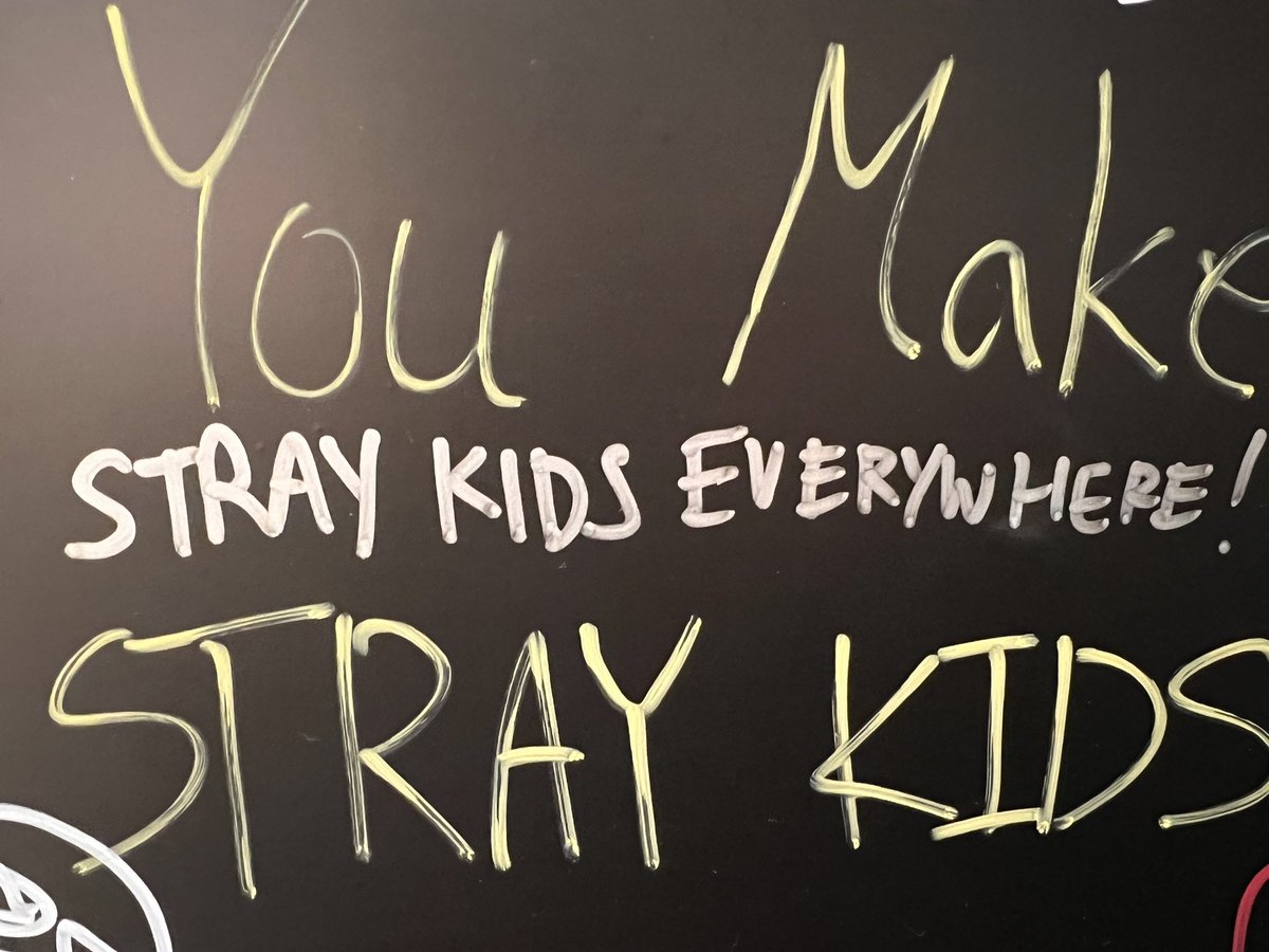 EdricKho's tweet photo. #StayKids
#락스타팝업 
#SKZ_ROCKSTAR_POPUP https://t.co/T89m4lFVJX