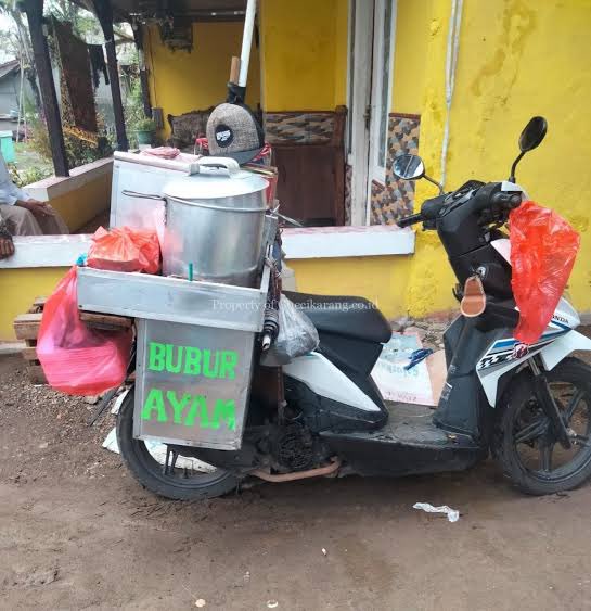 Para pejuang asal Tambun yang menginvasi Jakarta

Kenapa tukang bubur motor di Jakarta mayoritas dari Tambun?

a thread