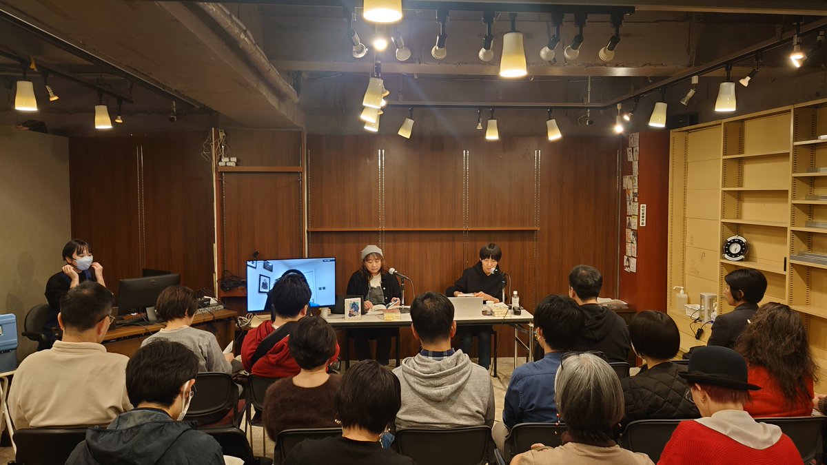 sogensha's tweet image. 第5回リレートークイベント
#坂上香 × #ブレイディみかこ
「被害と加害の語り方」(今野書店)
始まりました！
来店は満員のお申し込み、
オンラインも100名以上のお申し込みをいただきました。
ありがとうございます！