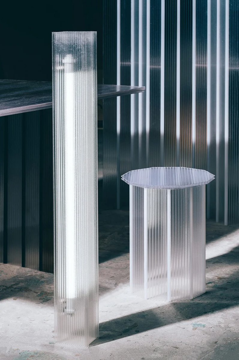 THEFARMparis's tweet image. 🕳 #DesignFocus : BORDER upcycles surplus hollow polycarbonate into icy furniture for DESIGNART tokyo 
♟ Ravail Khan via @dezeen 
••• designboom.com/design/border-…
