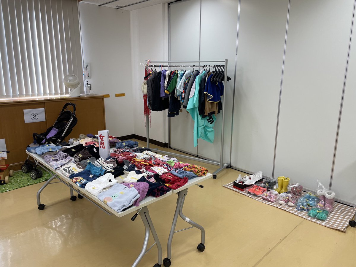 11月15日に「秋のこどもリユース市」が開催されました♪
今回は久しぶりに未就学児の遊び場たんぽぽも同時開催され、大いに盛り上がりました！
ご来館いただいた皆様、又、出品いただいた皆様ご協力ありがとうございました！
次回も乞うご期待！
shinzen-fukushi.jp/serigaya/ #芹が谷 #ケアプラザ