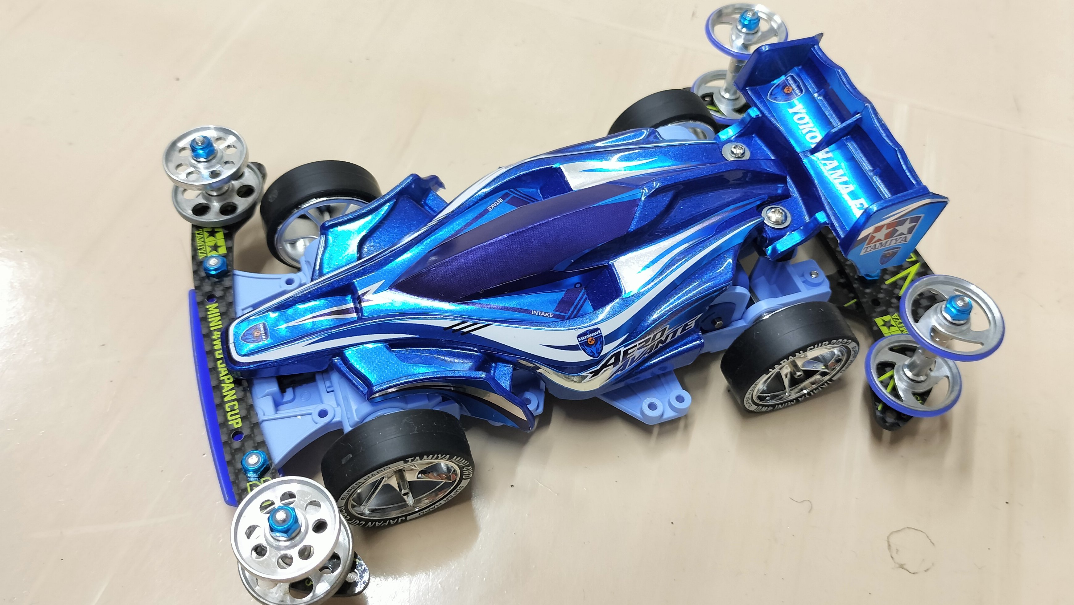 タミヤ ミニ四駆特別企画 アバンテMk.IIIアズール クリヤーボディセット | タミヤ