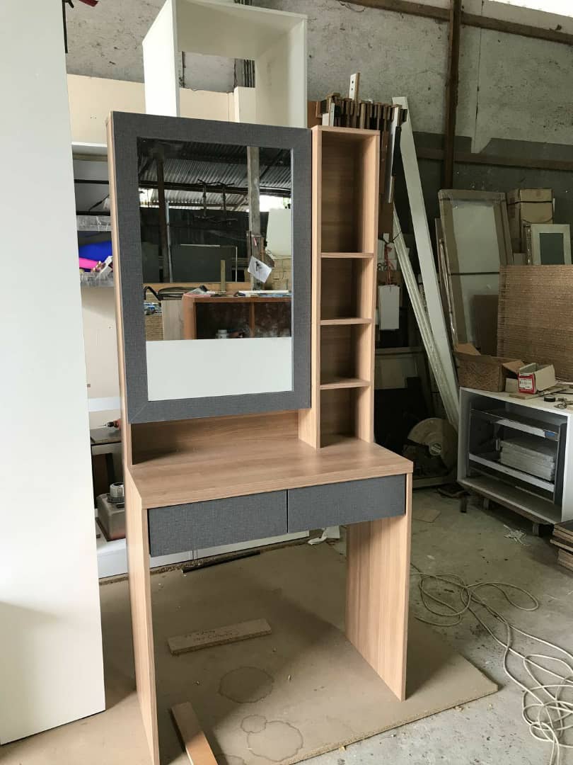 PalletKingsUg's tweet photo. !!!..CUTE EXQUISITE FURNITURE N MORE. ..!!
@PalletKingsUg 
GET IT CUSTOMISED YOUR WAY**

DM/Call/WhatsApp; 0705205015/0784306546
We Make n Customised Your Best Furniture Designs Genuinely n' Affordably 

We Deliver n Assemble At The Most Affordable Prices..!!
#Palletkingsug https://t.co/pGhp5KCnC1