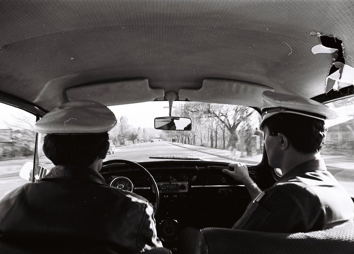Güvenliğiniz için yollardayız...

🚔🚨

🗓️ 1970'ler

#tbt
#tarihtepolis