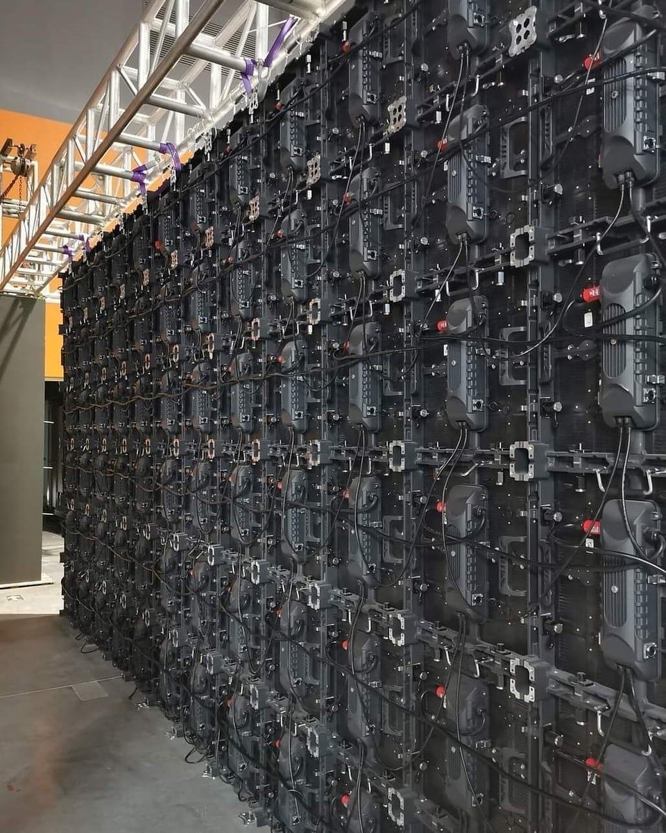 AlisonFox123_'s tweet image. latest model KA 500*500 rental cabinet 
p3.9/p2.9/p2.6/p2.5/p1.9/p1.5
good quality, good price
welcome to ask Alison 
𝐖𝐡𝐚𝐭𝐬𝐀𝐩𝐩 +86 19977625538
#xcolor #rentalledscreen