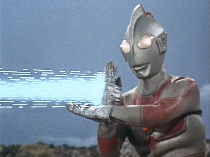 カーリュー tweet media