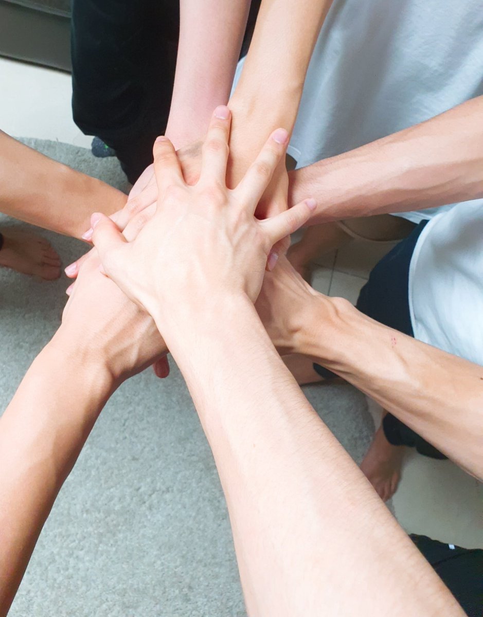 takemeindream's tweet photo. 세상에서 제일 사랑하는 손들 https://t.co/BYkbw0fB9u
