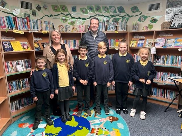 derehamtimes's tweet photo. Jennie Müller, headteacher of Yaxham Church of England Primary, spoke after the school officially joined the Diocese of Norwich Education and Academies Trust https://t.co/gNLmeSVmWF 👇 Full story https://t.co/mqO2uPT3qh