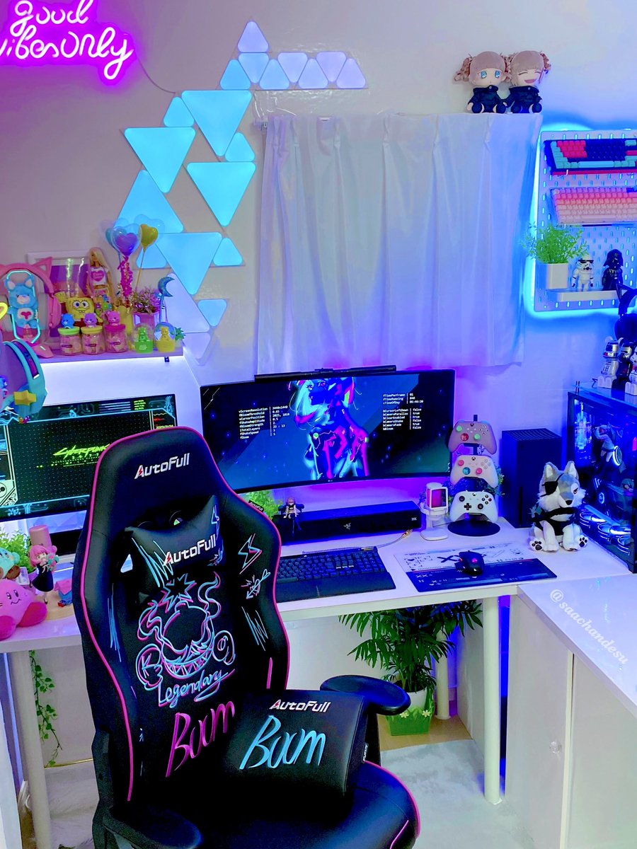 saachandesu_u_'s tweet image. 新しいゲーミングチェア開封💜
デザイン好みすぎて最高👏🏻
#autofull 
#ゲーム部屋
#デスク周り
@AutoFullGlobal