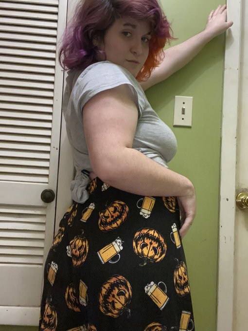 Pants on or off ? https://t.co/AD0j4M2Ngz<a href="/tag/mvsales"class="tags"><span>#mvsales</span></a>