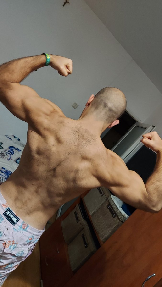 Armandrosky6969's tweet photo. Demon back
#bdsm #sub #subatm #findom #findomworld #cashcow #paypig #muscle #cashmaster https://t.co/iCW3OelgXa