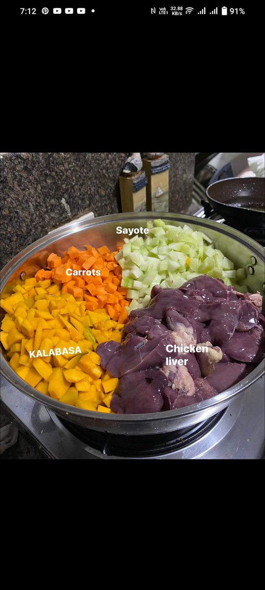 ZusatsFisch's tweet photo. Homemade na catfood. Para sa mga nagtitipid kagaya ko.
Picture not mine. https://t.co/VFQrInAlTH
