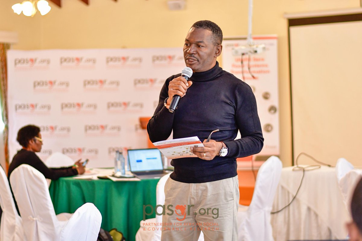 PASGR_'s tweet photo. Day 2 Recaps
The existing food systems policy discourse reveals rising tension between equity and equality in the agri-food sector.
#UtafitiSera community of practice interrogating existing evidence to craft policy pathways for Food Systems Transformation
#FST2023 https://t.co/KadPkj9uto