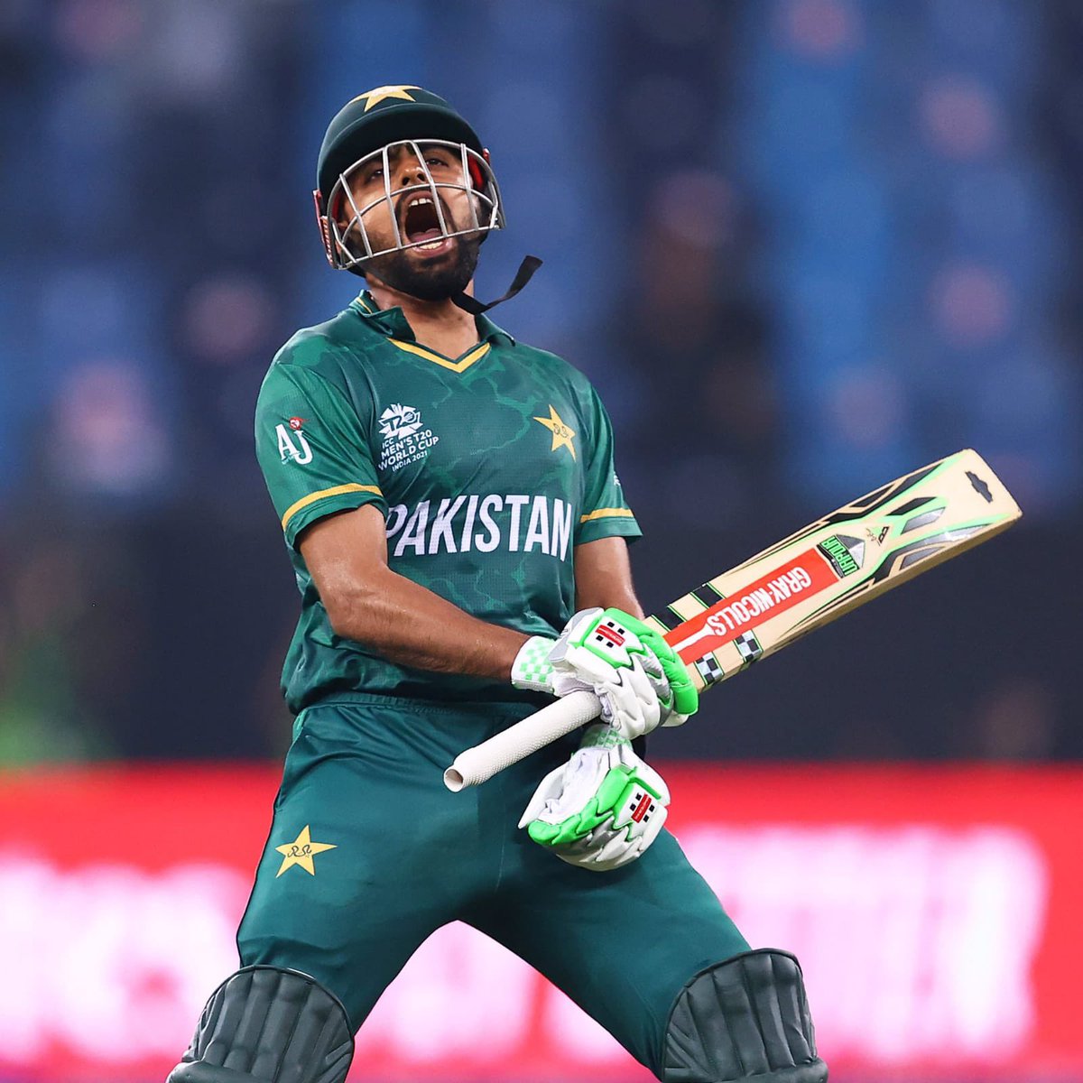 Ad_9a9's tweet photo. Which Pakistani has the Biggest Fanclub around the World 🌎 

1) Babar Azam    2) Imran khan https://t.co/hvoJdYQ7S8