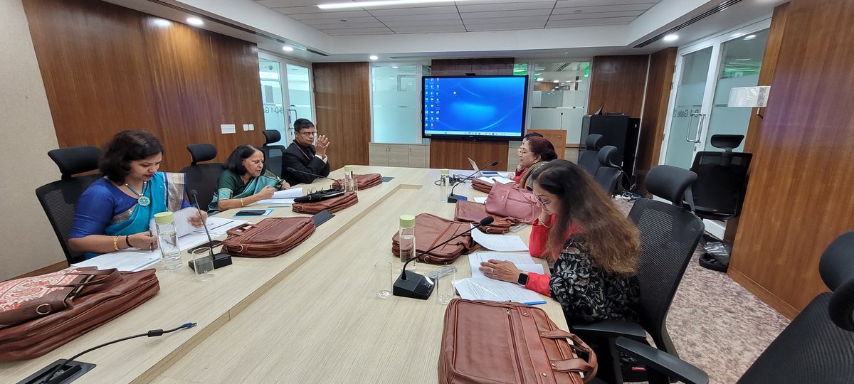 Unlocking boundless potential: @IndiaDST's S&T for Women program breaks #gendergaps, fostering #innovations in #Science & #Technology.

Exciting discussions at the 112th Project Advisory Committee meeting is going on @iitd during 23-24 Nov 2023 while reviewing both new and…