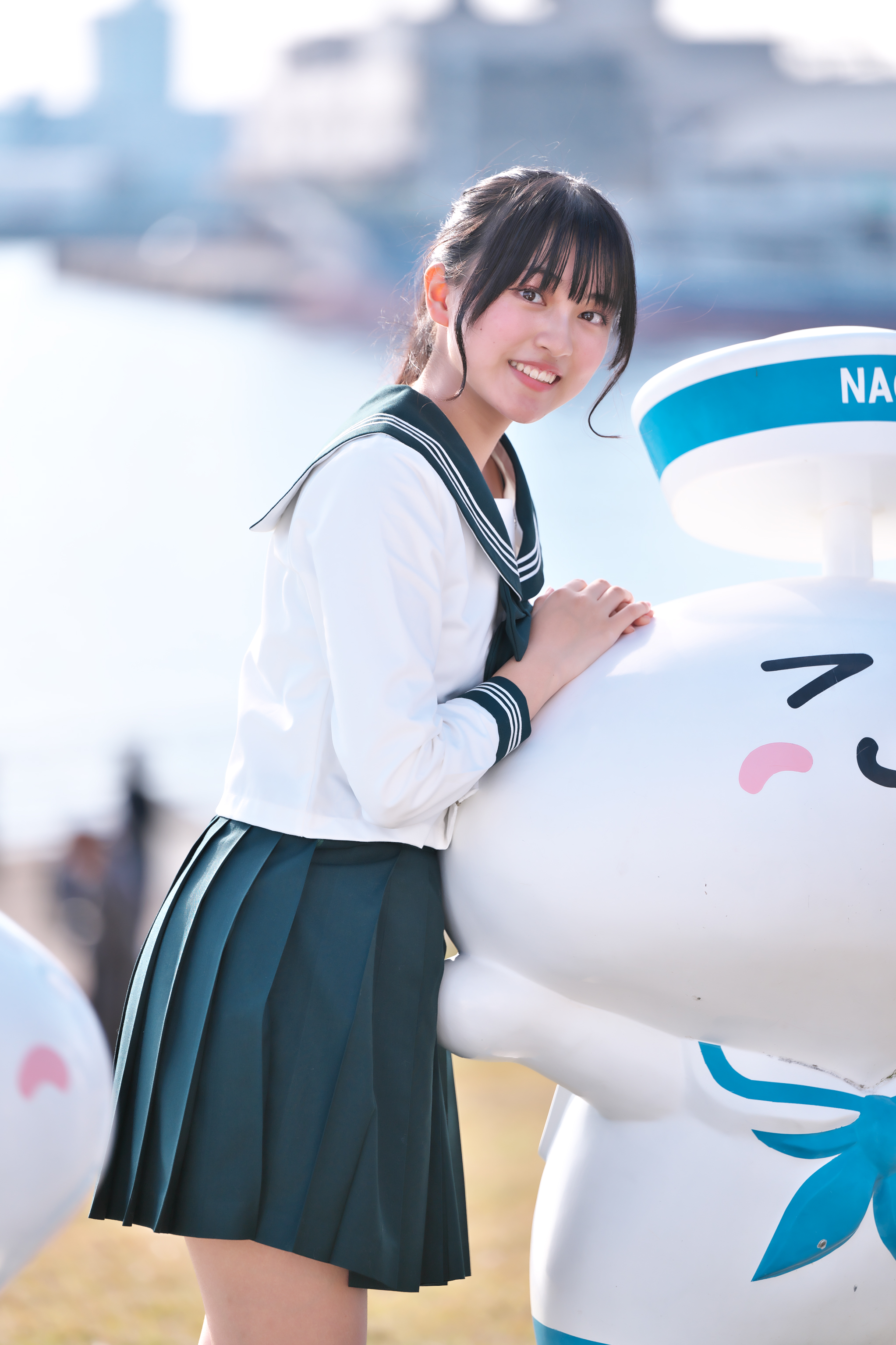 いちご様 ブラックサンダー 有楽製菓 いちごのサンダーひとくちサイズ 53g