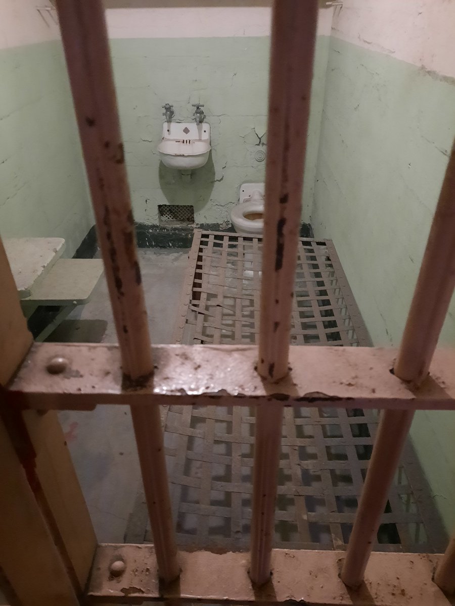 TmoPoet's tweet photo. Alcatraz tour... https://t.co/JJL6FYrEwA