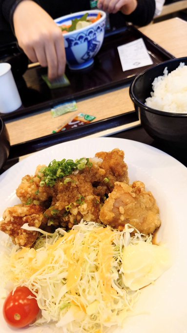 「長袖 麺」のTwitter画像/イラスト(新着)｜3ページ目