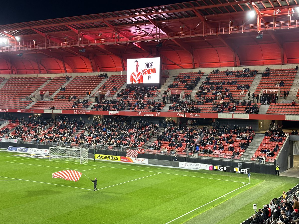 peterhardy51's tweet photo. Annual French football tour: @usbco_officiel v #fcborgo @VAFC v @usldunkerque @LOSC_EN v @ToulouseFC with @phillipjbr @muirton71 @Bubbles7Steve @rp225522 #marksumner - the usual mix of social commentary, football and interest in Northern France. https://t.co/nA9sVmI9kk