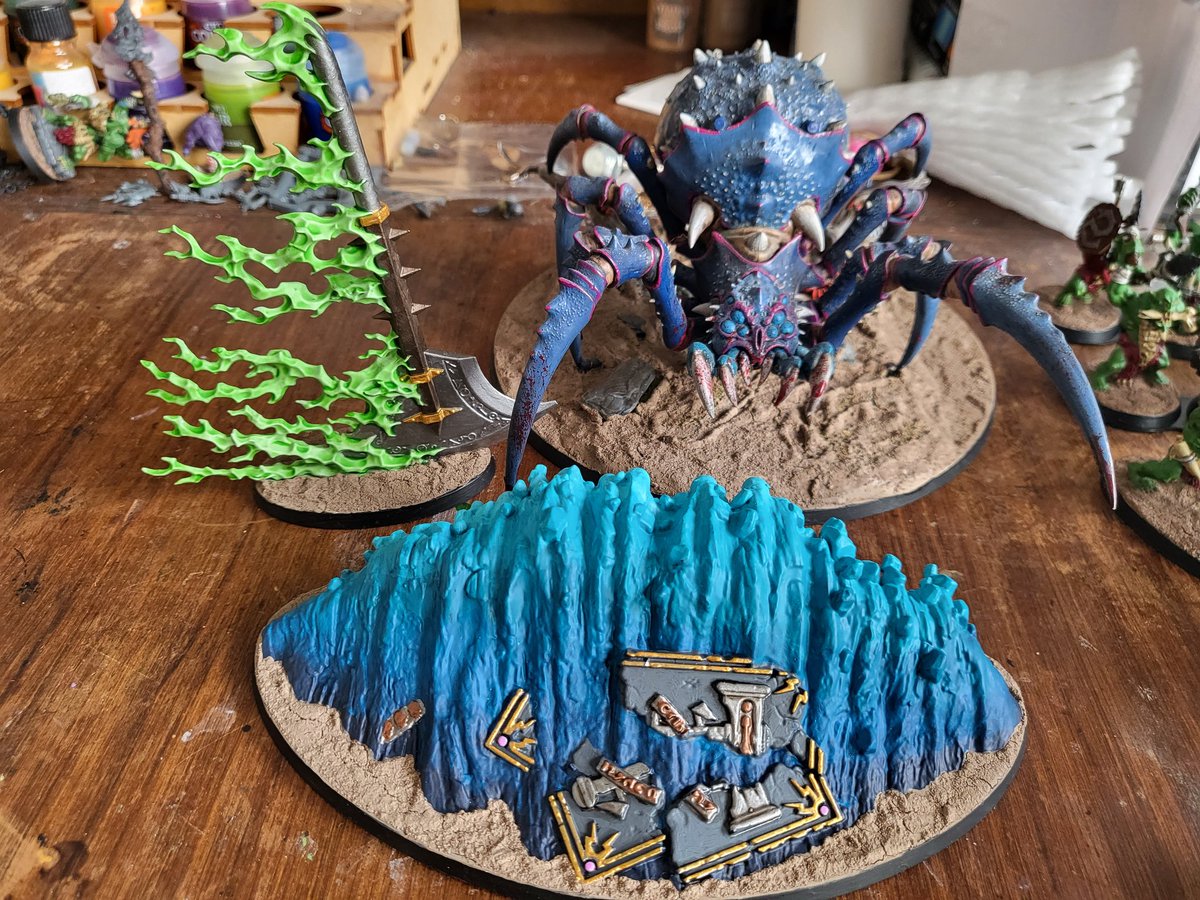 PlasticCraic's tweet photo. Well that's the Bonesplitterz ready for this weekend's @MeasuredGaming_ Club Championship

Loads of traditions attached to this event, one of which is that the format changes every time. 1500 points this year, list in comments

Come On You Boyz In Green!
💚👊 https://t.co/KbGvcOElfr