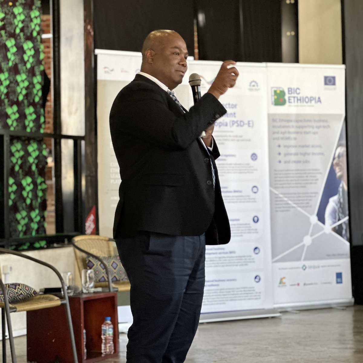 ‘State of the Ethiopian 🇪🇹 Startup Ecosystem’ presentation by <a href="/paziont/">Pazion Cherinet</a> representing <a href="/ease251/">Ethiopian Association of Startup Ecosystem (EASE)</a> during Day of the Ethiopian Startup Ecosystem Festival <a href="/Afric_mosaique/">African Mosaique</a> 
<a href="/BicEthiopia/">BIC ETHIOPIA</a> <a href="/giz_gmbh/">GIZ</a> <a href="/sequa_gGmbH/">sequa gGmbH</a> <a href="/GrowthAfrica/">GrowthAfrica</a> <a href="/adelphi_berlin/">adelphi 🌐</a> <a href="/EUinEthiopia/">EU in Ethiopia / የአውሮፓ ህብረት በኢትዮጵያ</a>