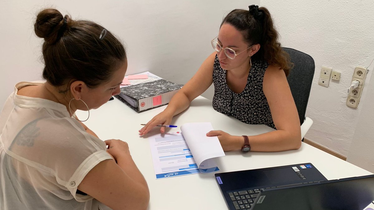 NohalesSofia's tweet image. Este proyecto se materializa en #LaRuta a lo largo de todo el año y ya son muchas las personas atendidas por este servicio.

#InserciónLaboral #eInclusión @GVAIgualtat