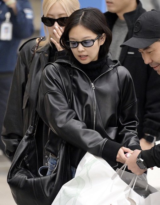 jnsource's tweet image. 