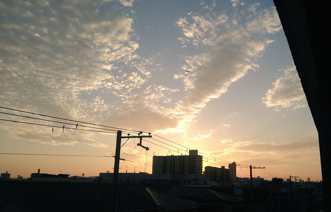 「都市 夕焼け」のTwitter画像/イラスト(新着)
