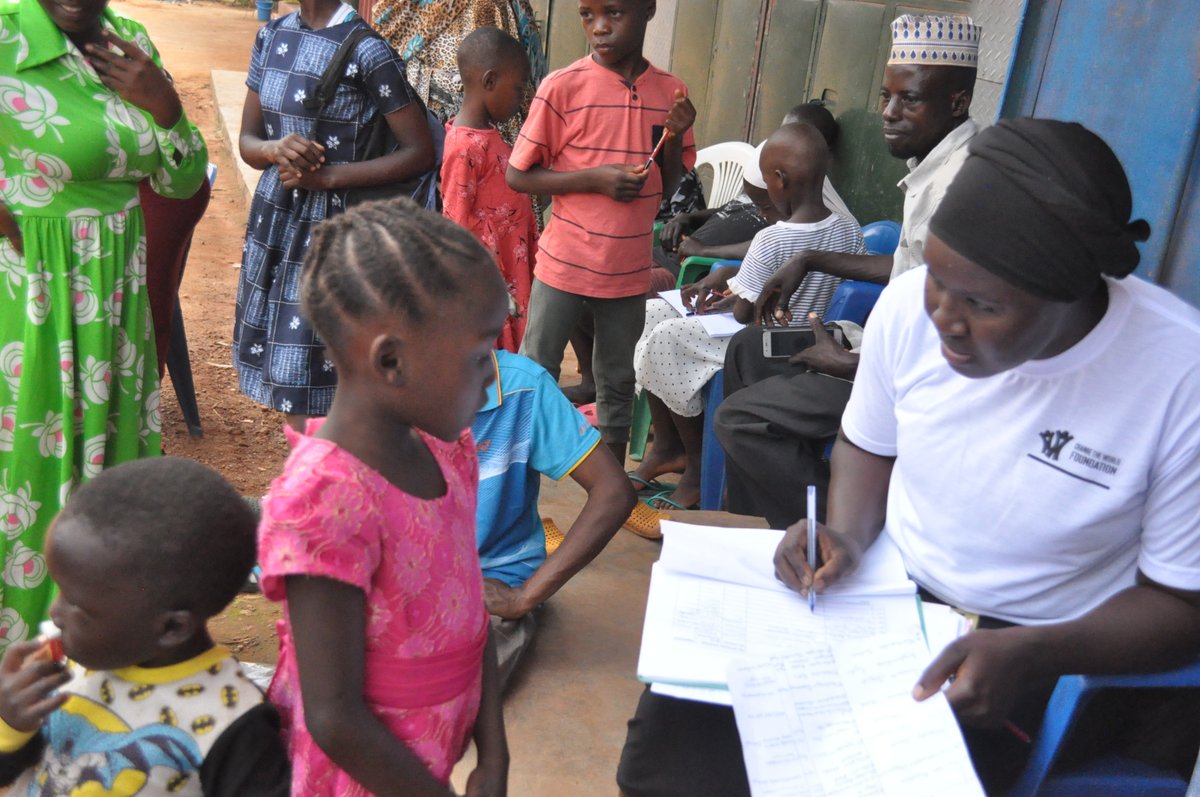 Change The World Foundation (@changeworldfoun) on Twitter photo Throwing you back to our educational support outreach program we carried in Wakiso Mende where we supported unprivileged families with scholastic materials for their children to return to school with ease.
#TBT Throwing you back to our educational support outreach program we carried in Wakiso Mende where we supported unprivileged families with scholastic materials for their children to return to school with ease.
#TBT