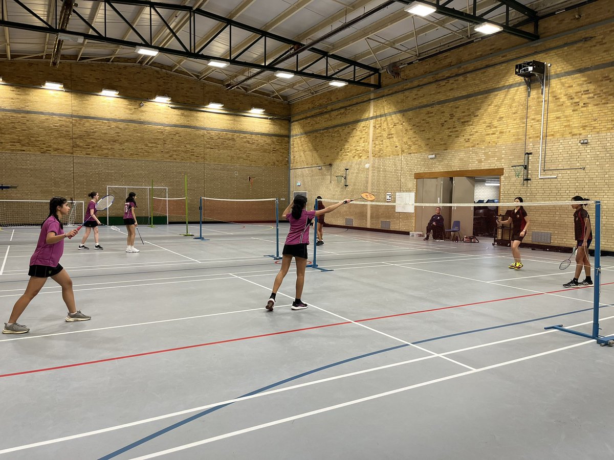 Team_BGS's tweet photo. Through to the 4th round of the @schoolsportmag U14 #BGSbadminton competition . Thank you for the game @BeaumontPE https://t.co/f6lL0LdqgF