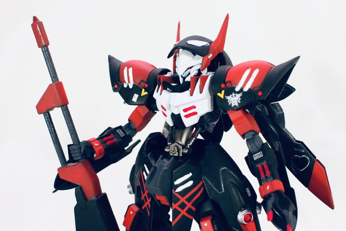 AkuseruF91's tweet photo. 型式番号;ASW-G-56-POE
ガンダムグレモリー沙花叉専用機完成しました。
シャチをモチーフとレンチメイスでばっくばっくばく～んと食べるを連想して製作しました。
holoXのマークいれて所属してる感を演出はこだわりポイントです。
↓続きます
#またまたさかまた
#さかまた飼育日記
#ホロリスガンプラ部 https://t.co/2BH0AKLNxF