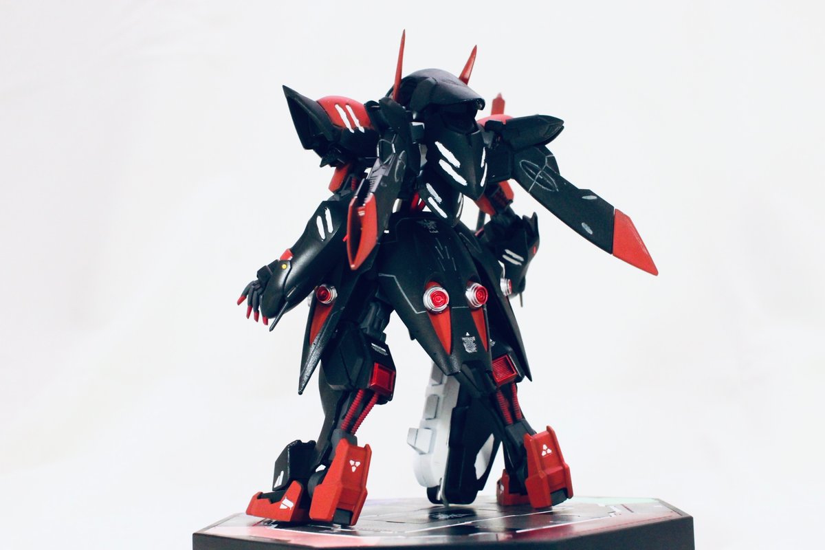 AkuseruF91's tweet photo. 型式番号;ASW-G-56-POE
ガンダムグレモリー沙花叉専用機完成しました。
シャチをモチーフとレンチメイスでばっくばっくばく～んと食べるを連想して製作しました。
holoXのマークいれて所属してる感を演出はこだわりポイントです。
↓続きます
#またまたさかまた
#さかまた飼育日記
#ホロリスガンプラ部 https://t.co/2BH0AKLNxF