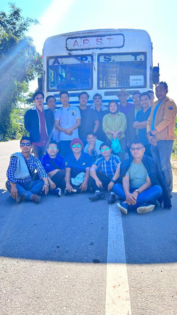 BJYMArunachal's tweet photo. BJYM  Arunachal karyakartas under the leadership of Shri @manyu_ritemso  ji on the way to West Khonsa for Alpkalin Vistarak Yojana.
@Tejasvi_Surya @BiyuramWahgeBJP @PemaKhanduBJP @JPNadda @narendramodi https://t.co/X4Kdgn6eRh
