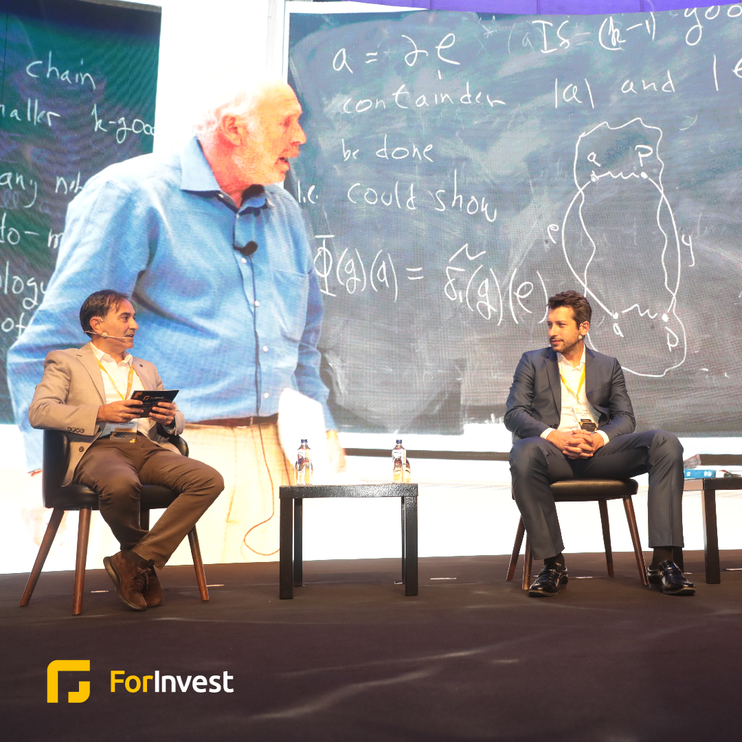 ForInvestCom's tweet image. Ersin Lalbek Moderatörlüğünde gerçekleşen “Yapay zeka ile sınırları zorlamak” panelinde, ilham verici paylaşımları ile bize liderlik eden Kıvanç Uslu ve Cüneyd Tantuğ’a çok teşekkür ederiz. 

#ForInvest #InvestTech #YatırımTeknolojileri #ForInvestInvestTechSummit2023