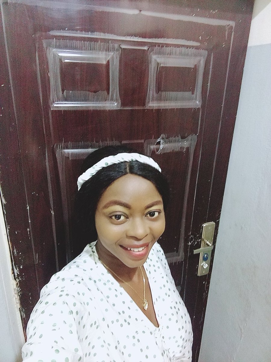 wummybeddings's tweet photo. Good morning wummybeddings mommas..the rest of you should go and collect your greetings from the backyard🤣🤣

#GenZBaddie𓅛  #NYSC https://t.co/OtMBfMbZKe