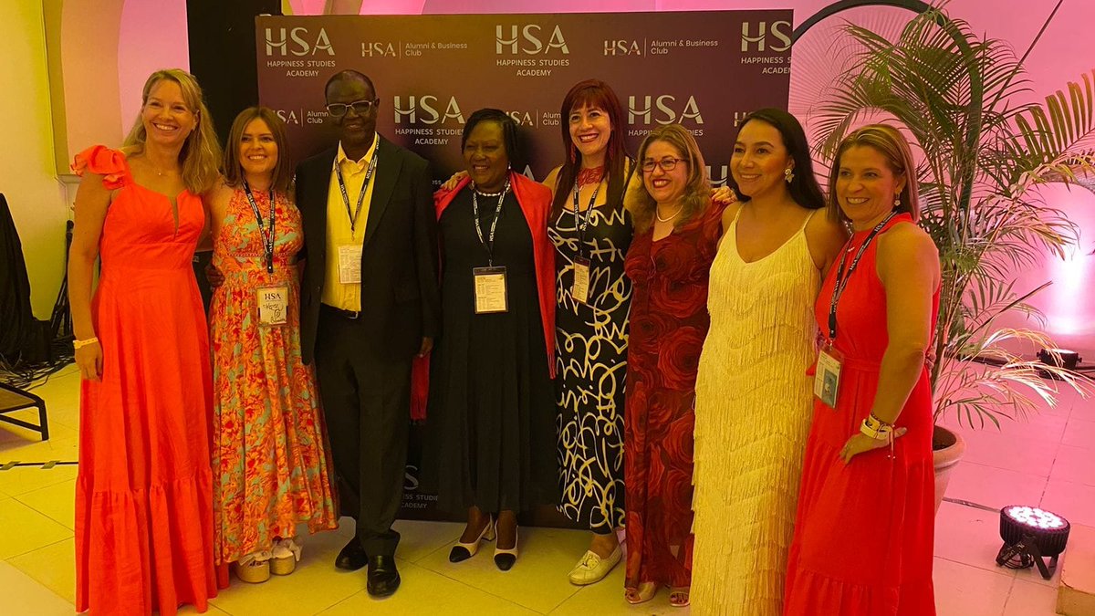 Kenyans's tweet photo. Kiraitu Murungi graduates with a degree in happiness studies after a one year course at the Happiness Studies Academy https://t.co/EBmHYWwQHC