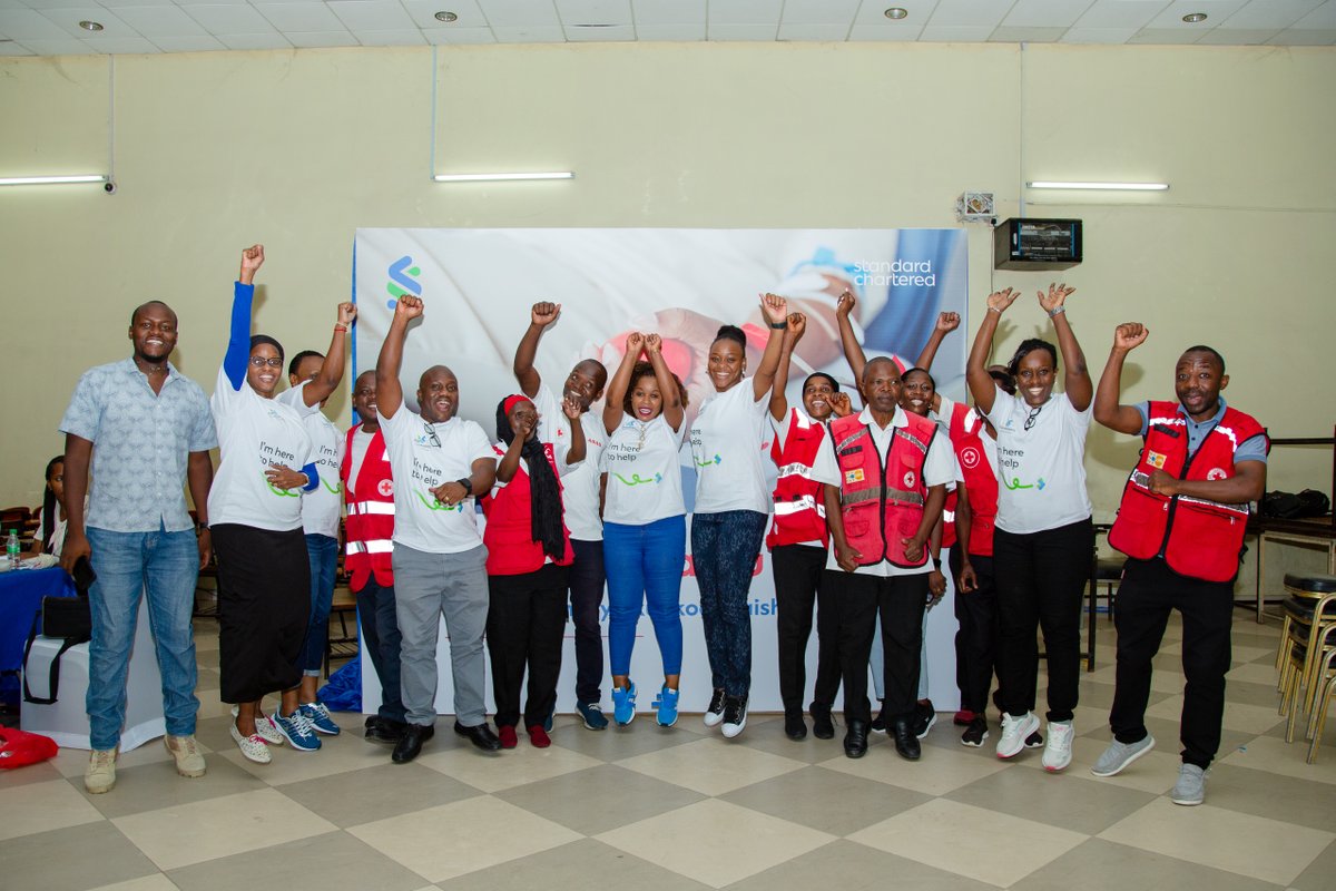 🩸 Through the #GiveRed initiative, Standard Chartered supports the health sector, fostering well-being in communities. Our engagement at IFM last Friday rallied the university community to donate blood and join efforts to build the national blood bank. #hereforgood 🌍