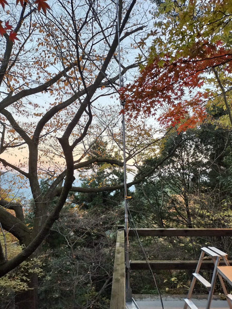 jg3_dhn's tweet photo. 宿泊場所到着
暗くならないうちアンテナは設営しました。
あと15分ぐらいでQRV
国内向け40mバンドまだいけますかね。
#POTA JA-1146 / #WWFF JAFF-0213 奥武蔵県立自然公園
JCC1309 埼玉県飯能市 https://t.co/CEvB0JYdoA