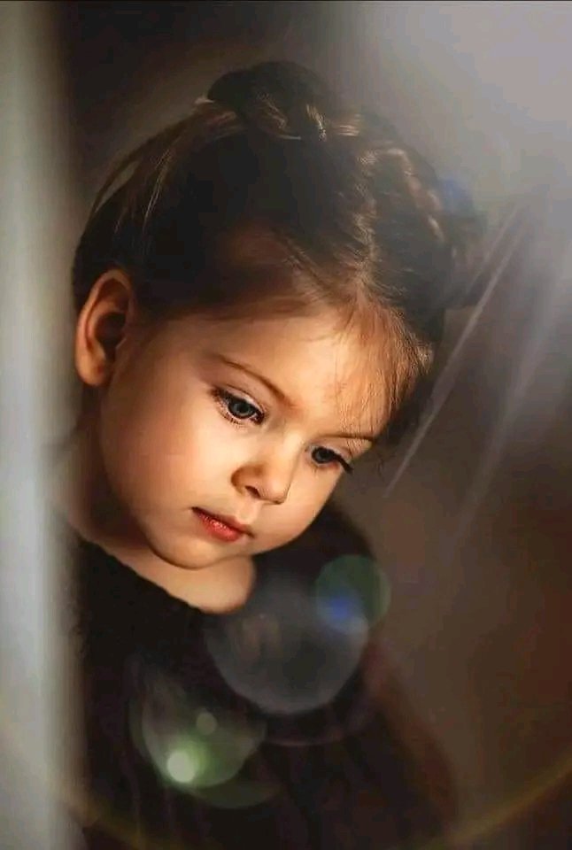 AYDINLIK_MURAT's tweet photo. Sevmenin bir diğer adı da incitmemektir .
Sevdiğiniz size ait değil , 

_________ size__emanettir.... https://t.co/y0Lw8GWAza