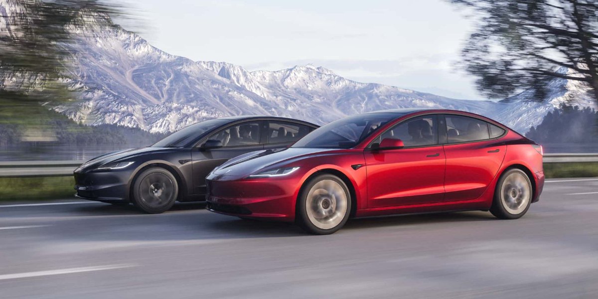 TeslaRomania's tweet photo. Azi a inceput ultima transa de vouchere Rabla Plus pentru masini electrice in care poti primi reducere de pana la 11.500 EUR la achizitionarea unei masini.  Pregatiti documentele necesare si adresati-va consultantului Tesla.  
Detalii Rabla Plus: https://t.co/eglzJsfqaN https://t.co/Ngab2MwGFK