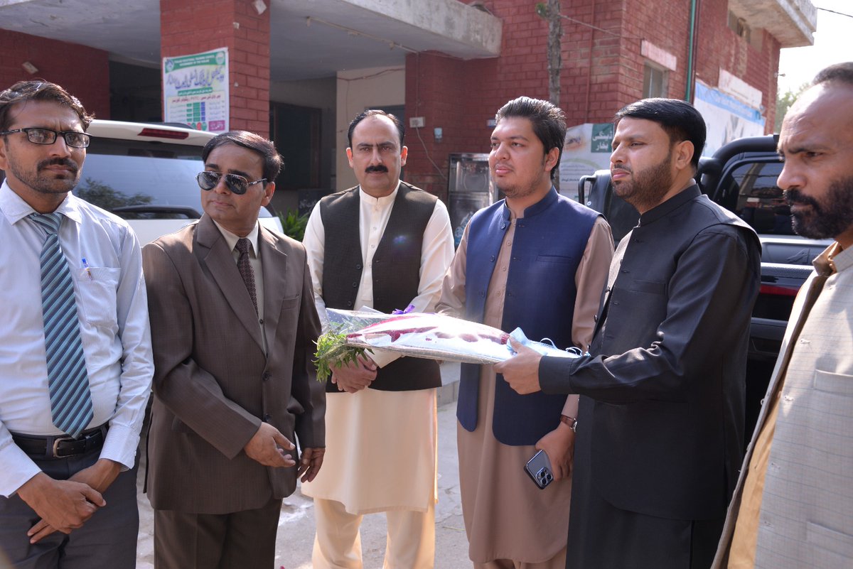 PVTC_Official's tweet photo. #PVTC organized #EmploymentDrive2023 on 14.11.2023 with the support of DBOM at #VTIBahawalnagar. It was to provide employment opportunities to #PVTCGraduates from various trades of #VTIBahawalnagar, and attached campuses. Reputed Employers were invited to provide employment.
1/6 https://t.co/tR9hIo76mf
