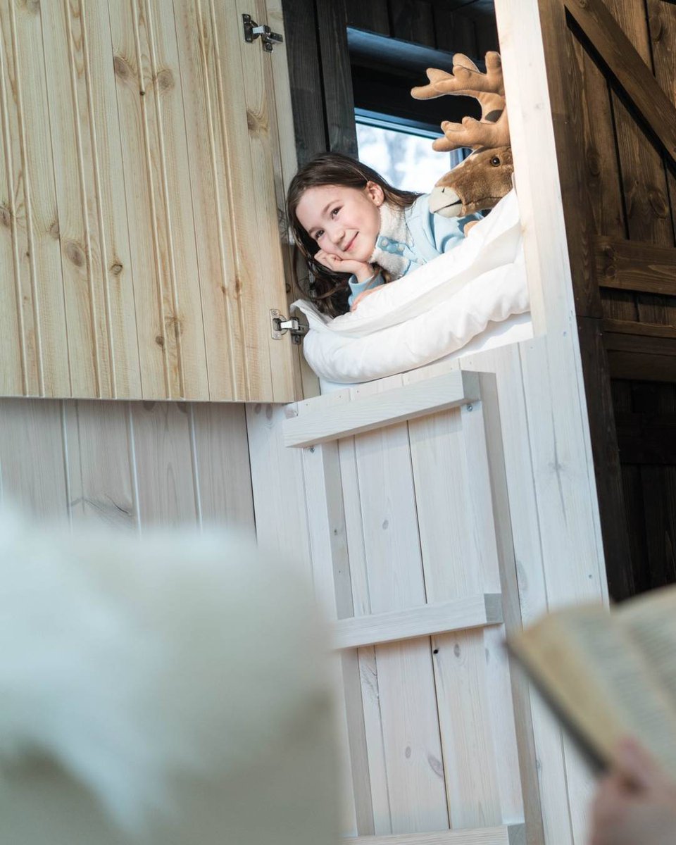 Arctic TreeHouse Hotel tweet media