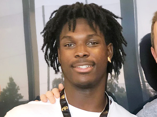 Recruiting Rumor Mill - More reports during another busy week: Click here: bit.ly/40VcEV1 A Big Ten school has shown new interest in four-star running back Lamar Radcliffe (Sacramento).
