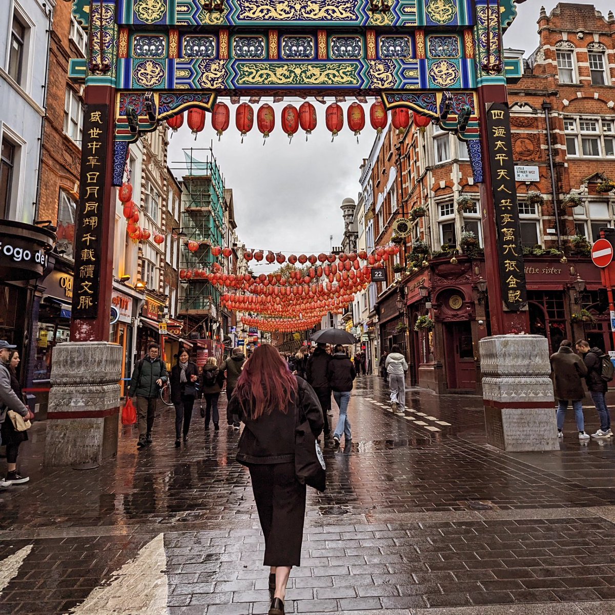 LornaEveStreams's tweet photo. Had the best time in London exploring Chinatown, seeing My Neighbour Totoro and eating my bodyweight in Dim Sum 🖤 https://t.co/31cZrJgA6O