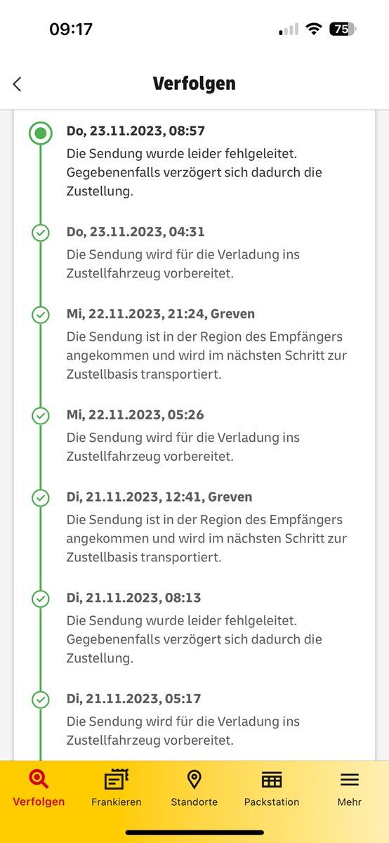 BiZzTob's tweet photo. @DHLPaket Hallo, mein Paket läuft bereits seit 3 Tagen in Greven im Kreis. Die Sendung wurde bereits 3 mal zur Verladung ins Zustellfahrzeug vorbereitet und angeblich 2 mal fehlgeleitet. https://t.co/6DDsKFAUU0