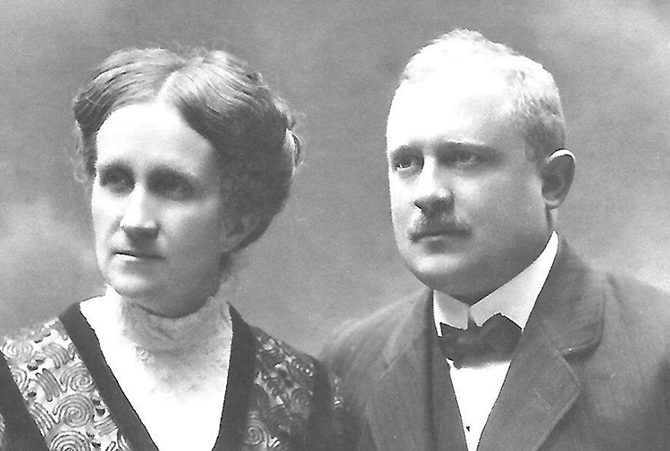 Projekt <a href="/CAK_cz/">ČAK</a>  #AdvokátiProtiTotalitě vrací ANTONÍNA KLOUDU do advokacie!
Advokát, prezident Advokátní komory v Čechách, ryzí český vlastenec, politik, senátor, spolupracovník Edvarda Beneše. Své funkce v čele komory se v roce 1938 vzdal kvůli nacistům a po únoru 1948 kvůli