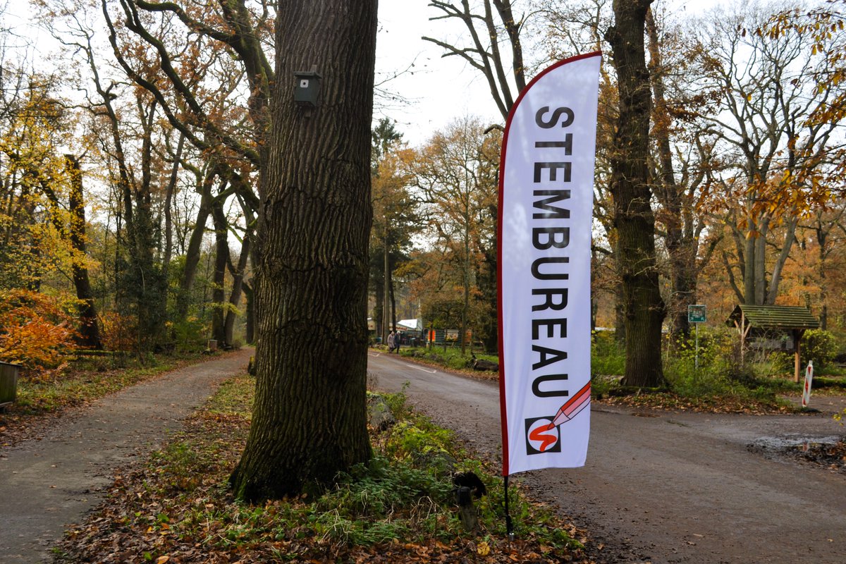 🗳️ Heemstede heeft gestemd! 🎉 Opkomst 85,28% 👍 De voorlopige uitslag TK23 is 📊 VVD op 1, gevolgd door GL-PvdA en D66.  Zie alle uitslagen op 👇 heemstede.nl/verkiezingen/u… 📢👥  

#HeemstedeStemt #TweedeKamerVerkiezingen #UitslagBekend #TK23

Foto: Bart Jonker