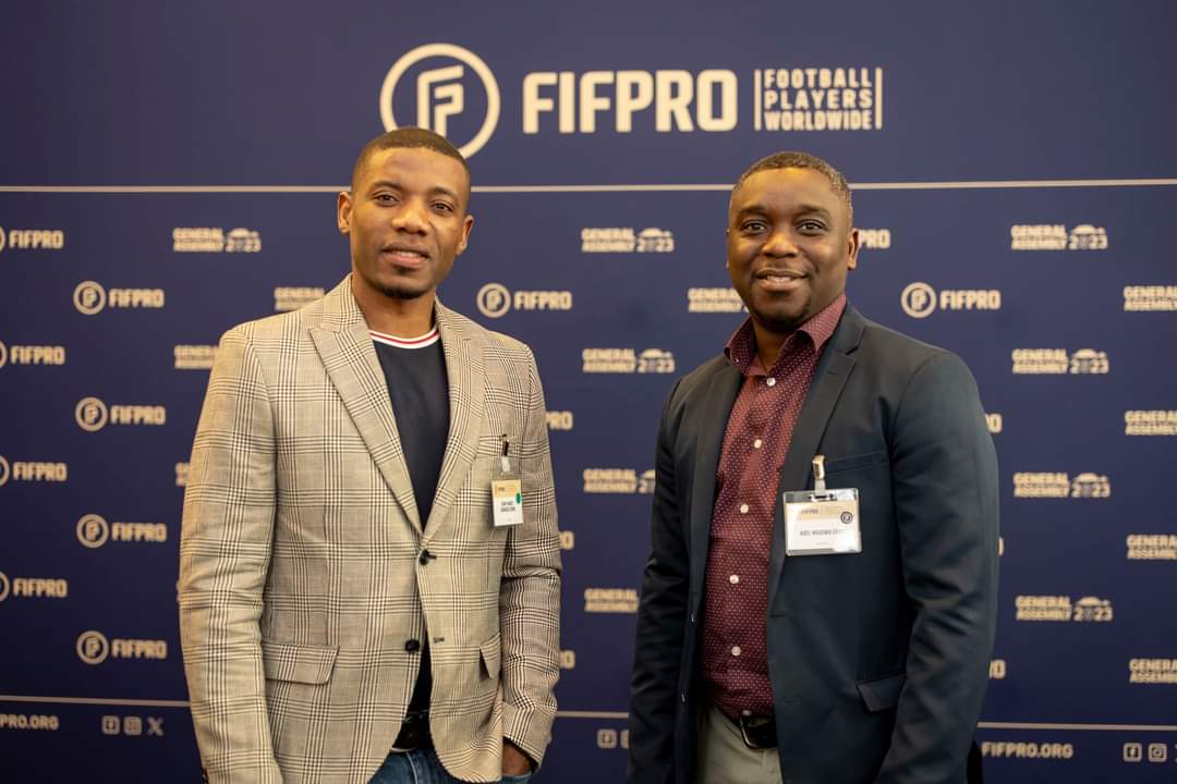 anfpg's tweet photo. ℹ️[#EVENEMENT]

Rémy EBANEGA et  Axel Nguema Edou respectivement Président et Vice-Président de l'#ANFPG sont à #captown pour participer à l'Assemblée Générale de FIFPRO (Fédération International des Footballeurs Professionnels) qui se tient du 21 au 24 novembre 2023. https://t.co/PuH3ePOLgv